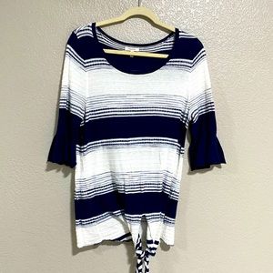 Maurice’s size M navy and cream/white stripe light sweater top